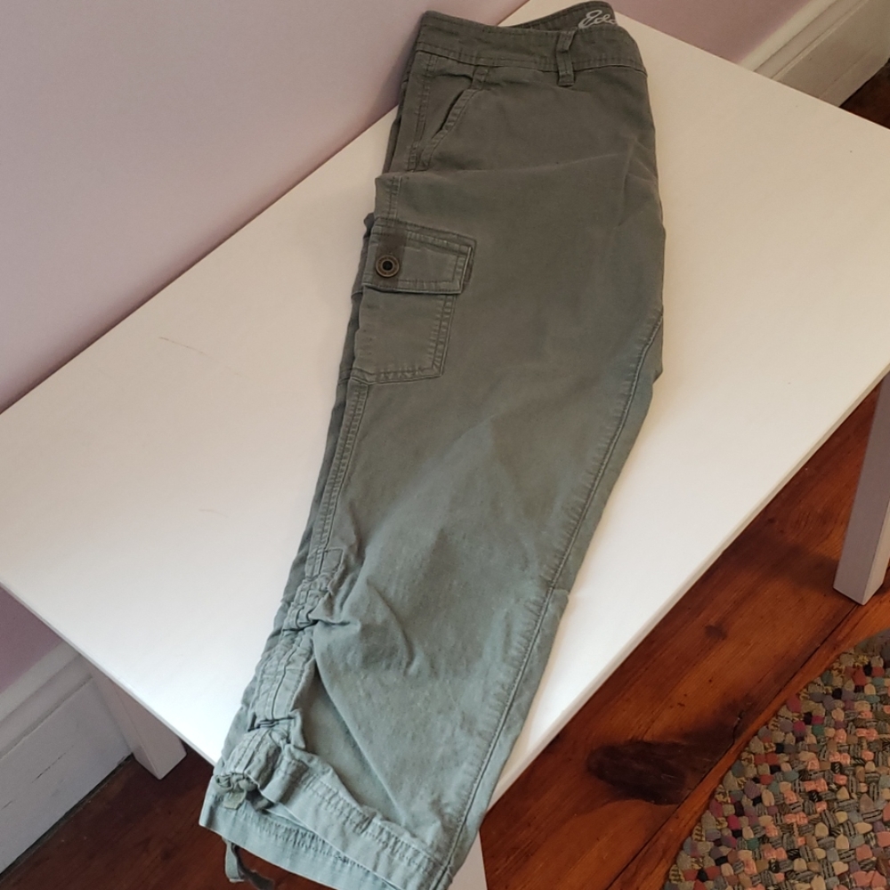 Eddie Bauer Capri